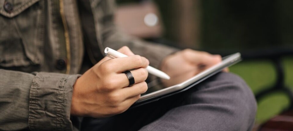 Chinese e-tailer claimed 14-inch box stretched the size of a 9-inch tablet