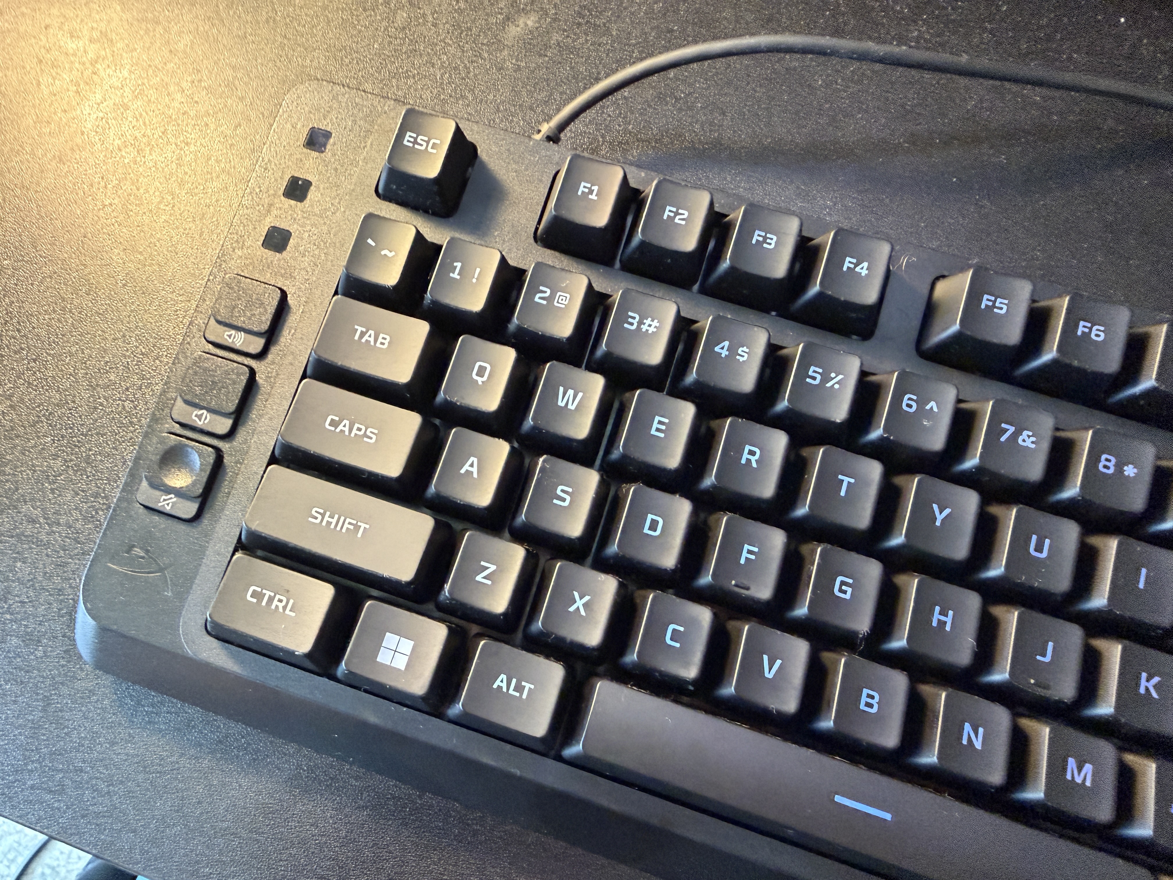 HyperX Eve 1800