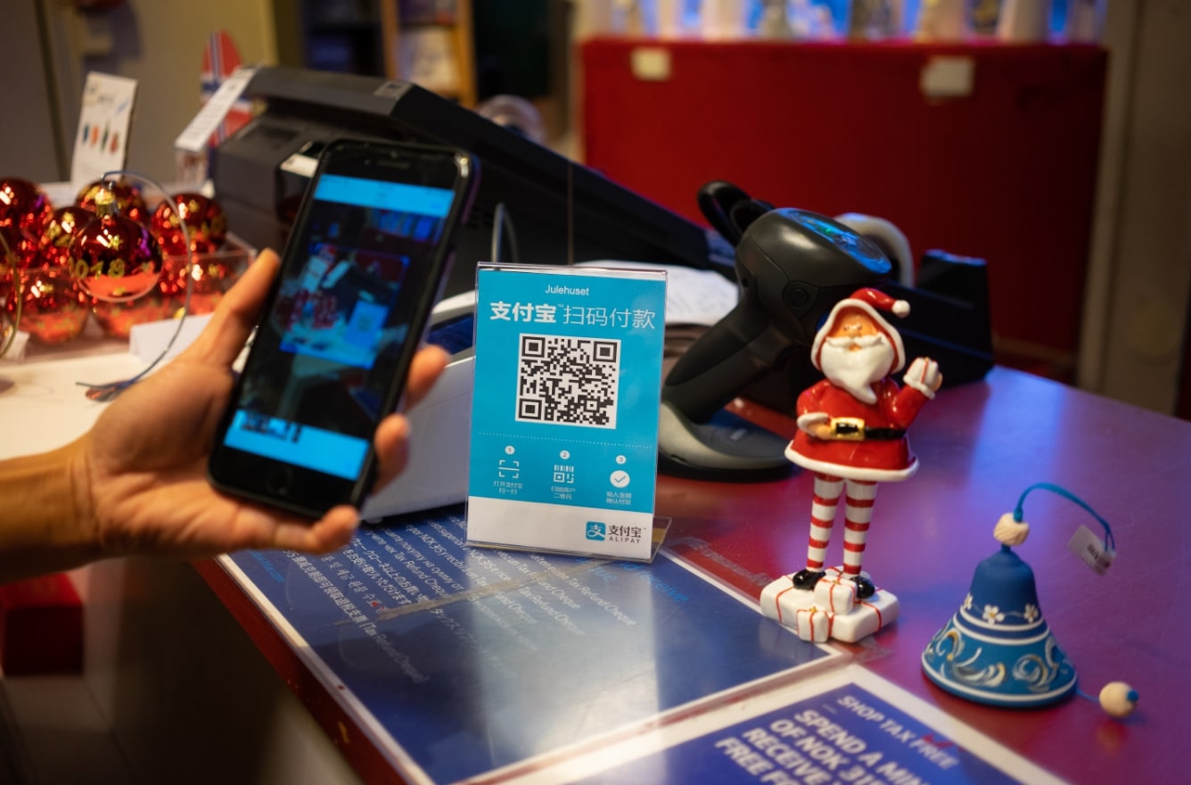 Alipay expands AI payment tools for businesses, users