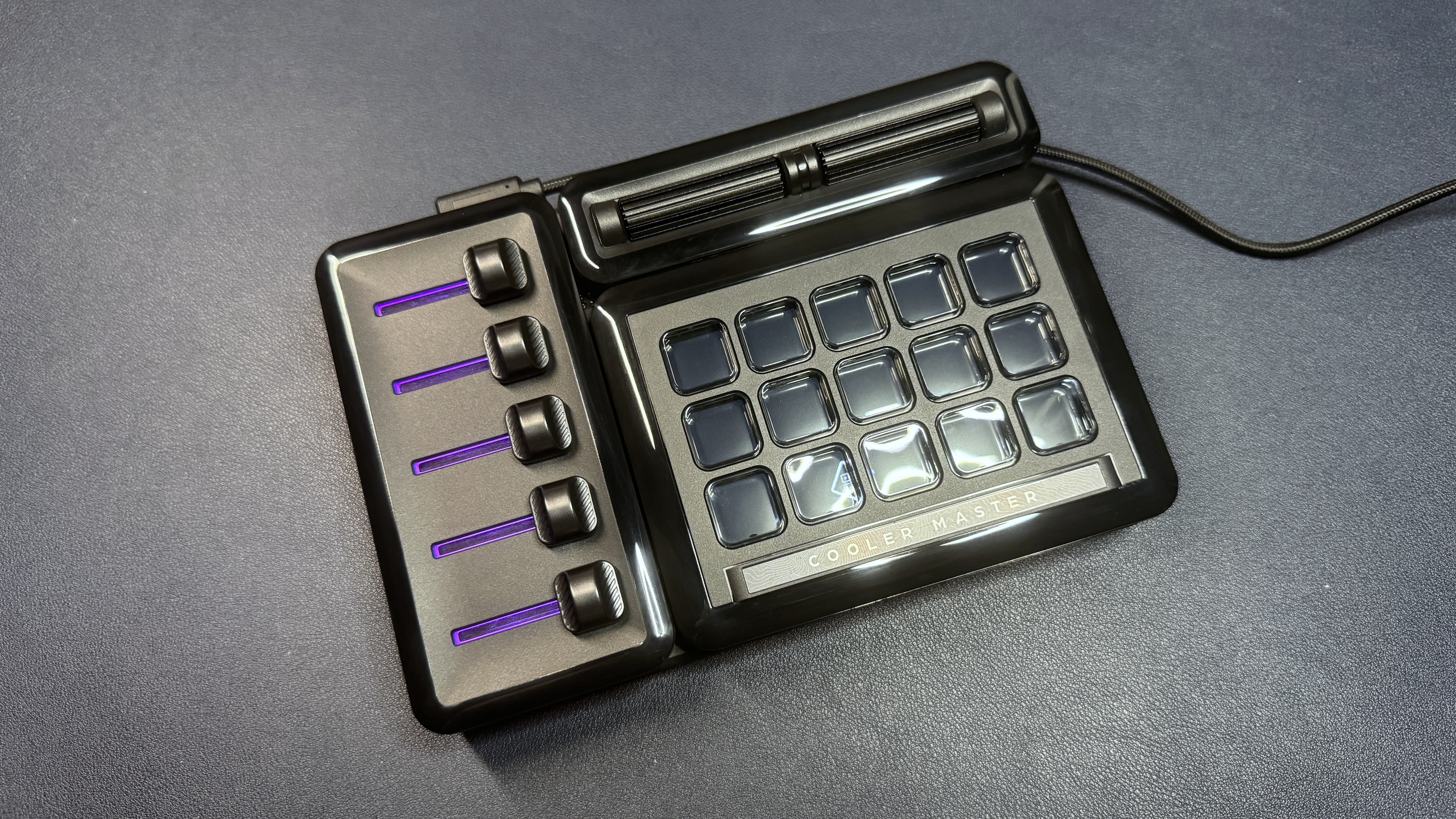 Cooler Master MasterHUB