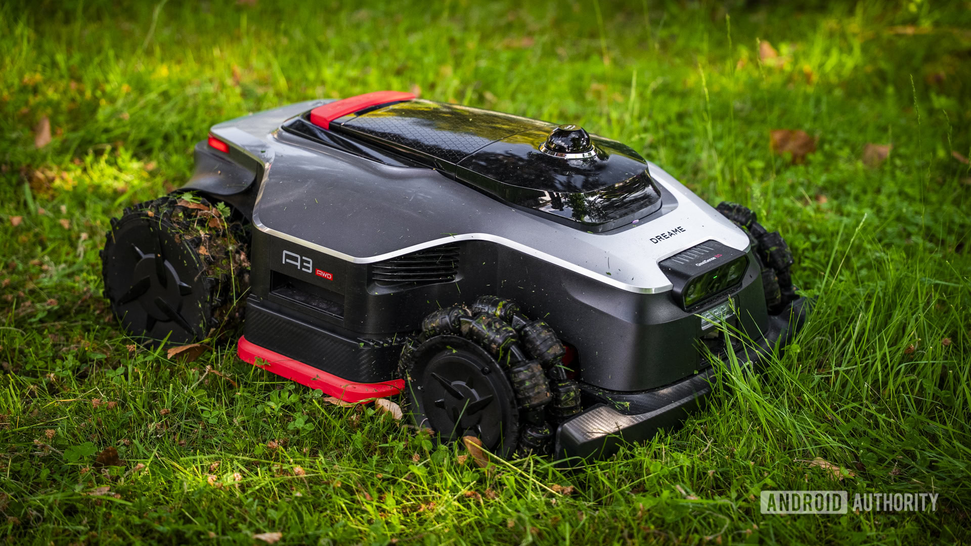 AA Dreame A3 AWD 3500 6 roboticmower mowing lawn hero shot