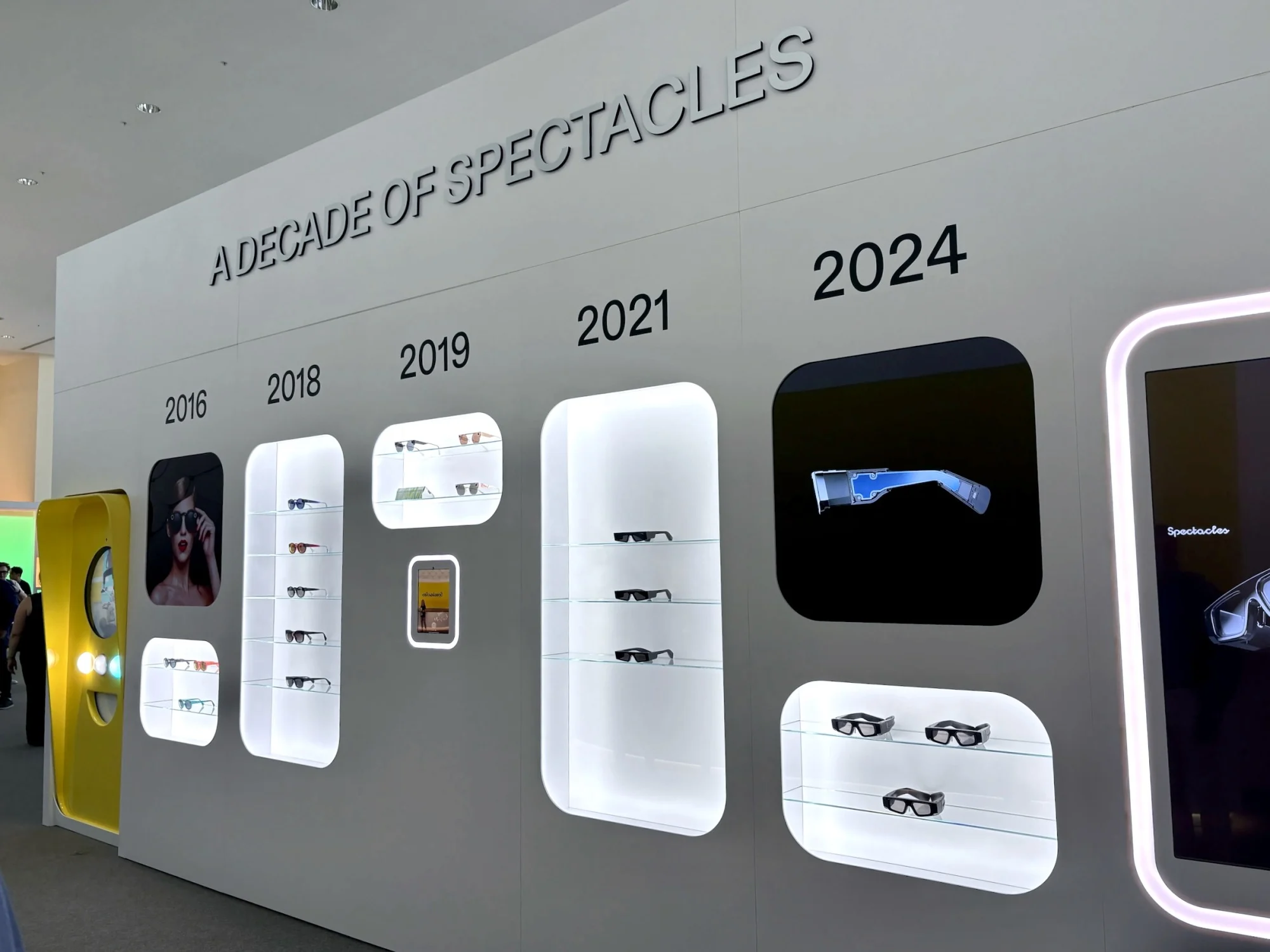 a snap specs display at awe 2026