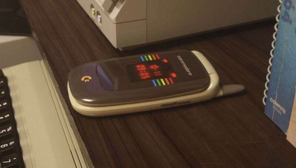 Commodore gets into the phone biz with Sailfish-powered retro 'Callback'