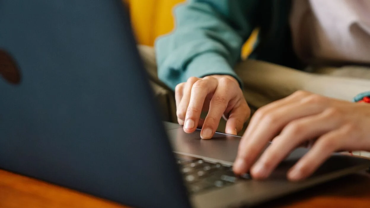 This $60 AI tool lets you compare responses from 20+ models
