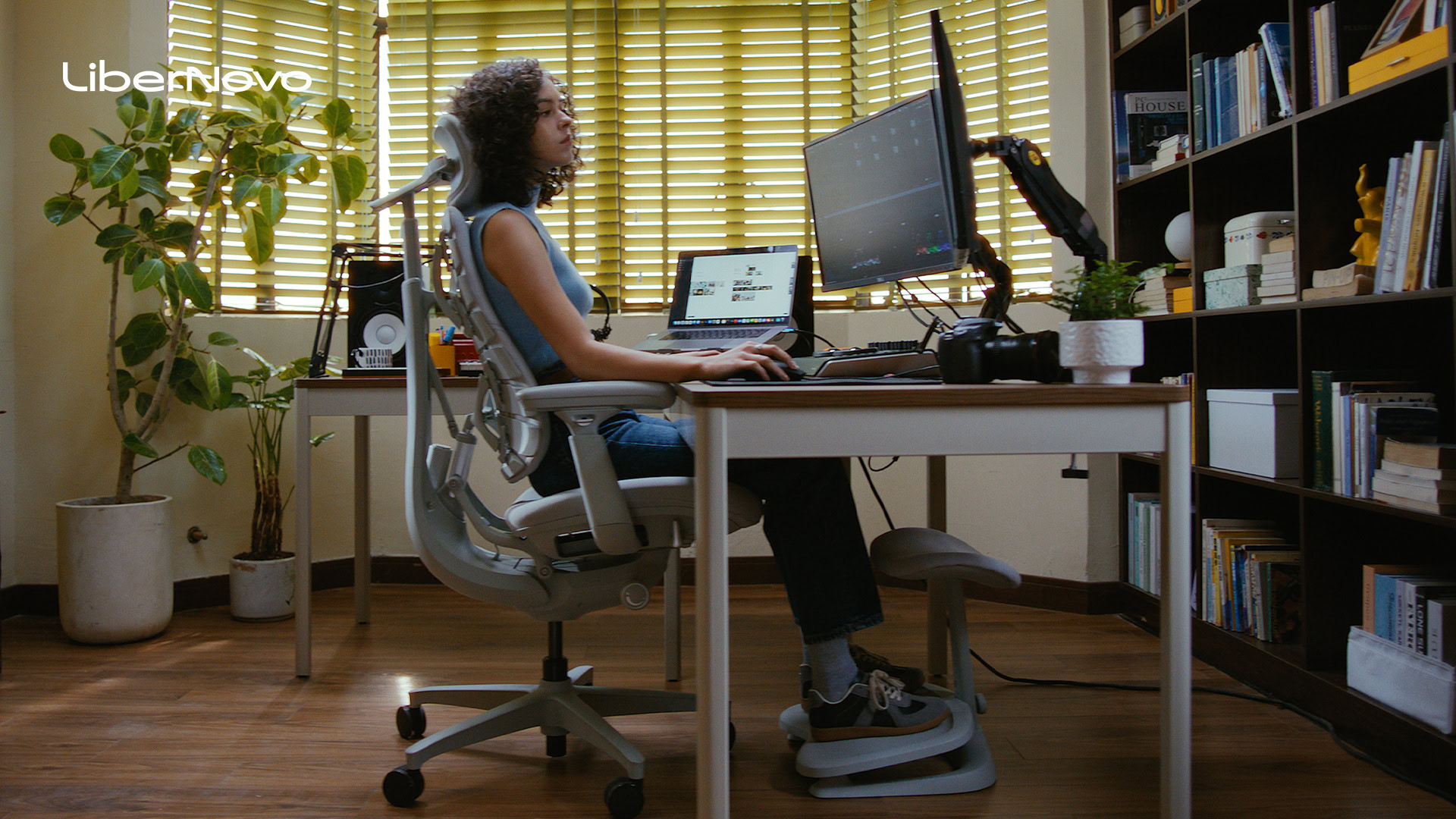 Say bye to sitting strain with this LiberNovo Omni chair super sale!