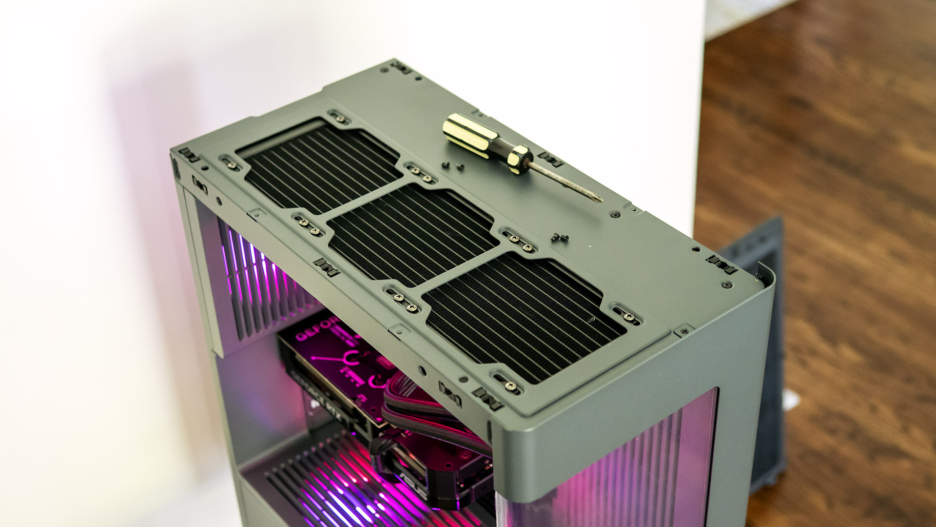 CyberPowerPC Gaming Desktop GXi3800BSTV2