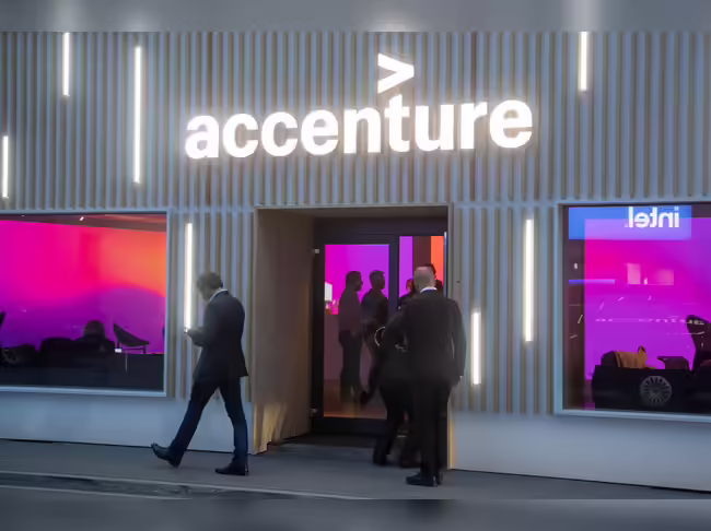 Accenture logs $18 billion Q3 revenue, revenue misses estimates