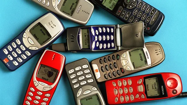 The FCC Wants to Kill Burner Phones