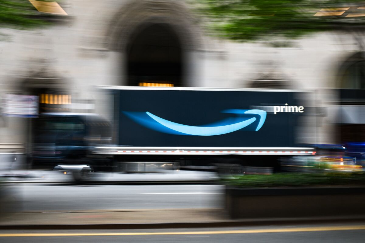 Amazon Prime Day Pizza Promotion Offers Clue to Meal-Delivery Task