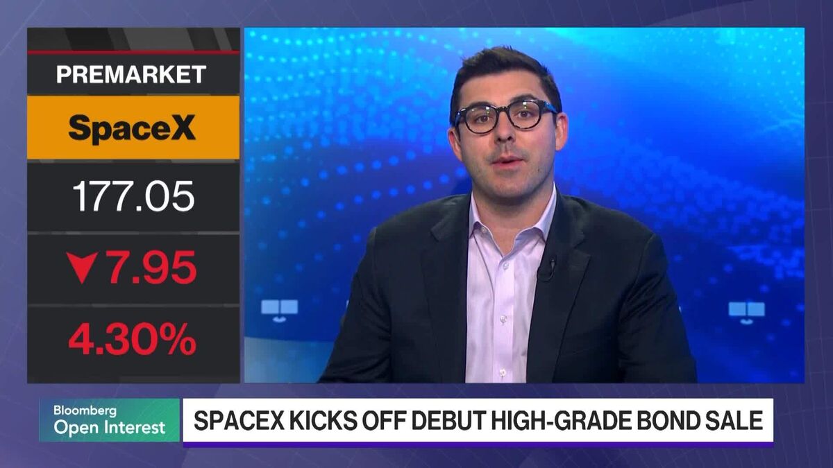 SpaceX Kicks Off Debut High-Grade Bond Sale
