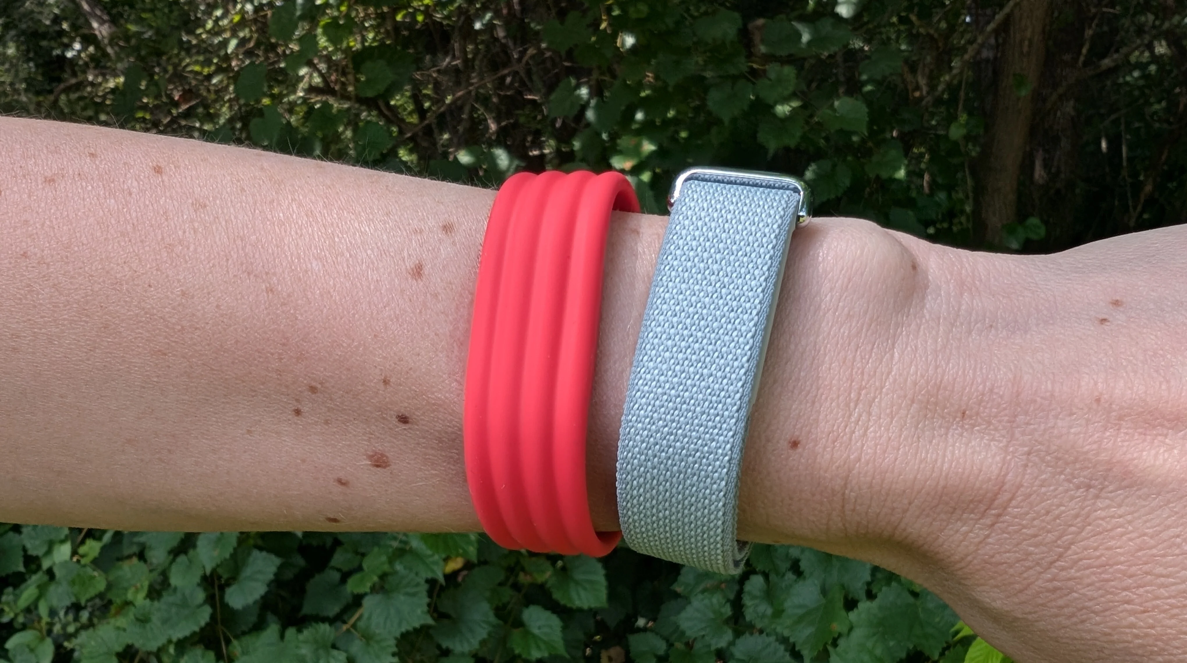 Review: The Fitbit Air is the most comfortable fitness tracker I’ve ever worn