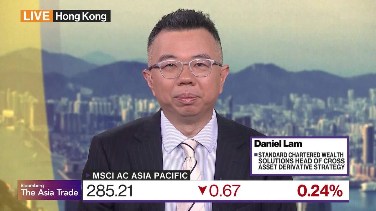 Internet Stocks Will Be Next Area of AI Cycle, Standard Chartered Says