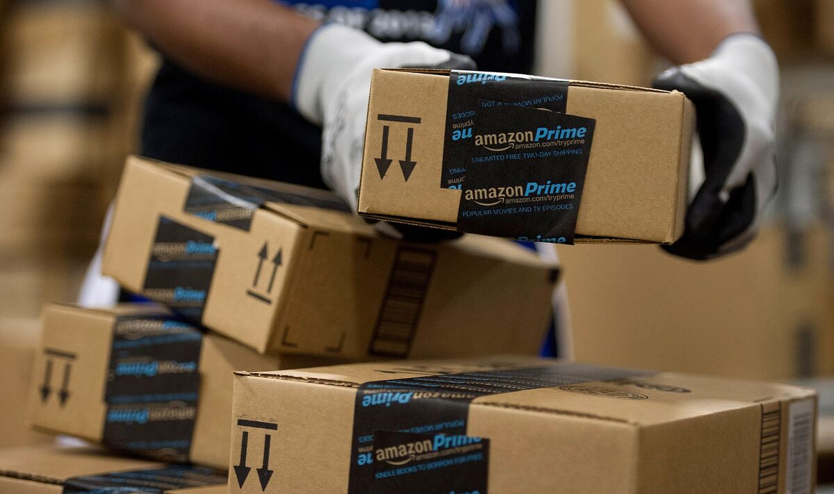 Amazon Ordered to Collectively Bargain at San Francisco Warehouse