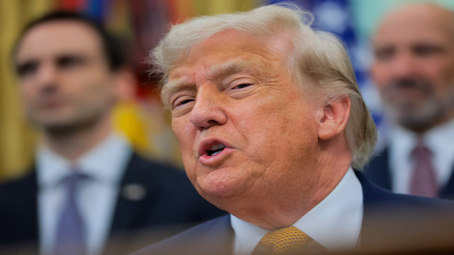 Trump signs orders calling for powerful quantum computer, targeting 2028