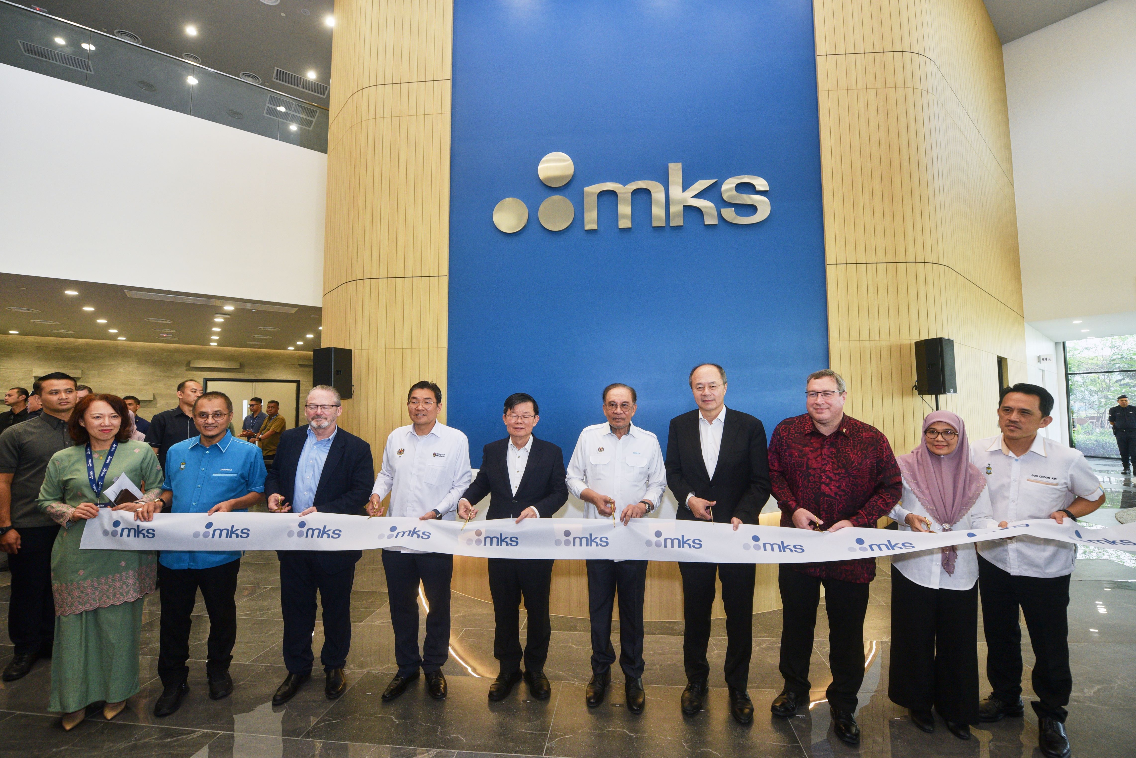 Ribbon Cutting at MKS Inc. Super Center Factory Grand Opening