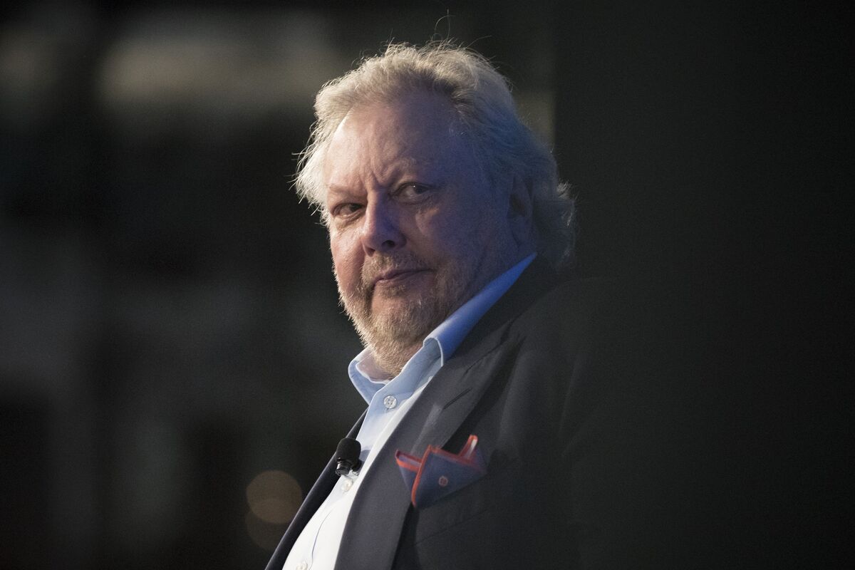 Billionaire Sex-For-Visa Claim at WiseTech Tests Investor Limits
