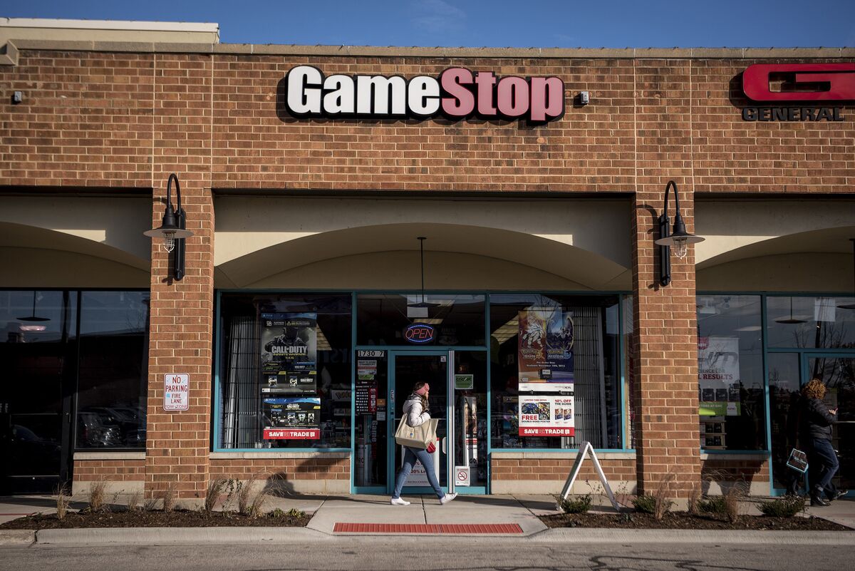 GameStop’s Cohen Drops $35 Billion Pay Plan to Focus on eBay Bid