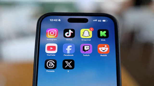 Canada plans social media ban for under-16s, sets new rules for AI chatbots