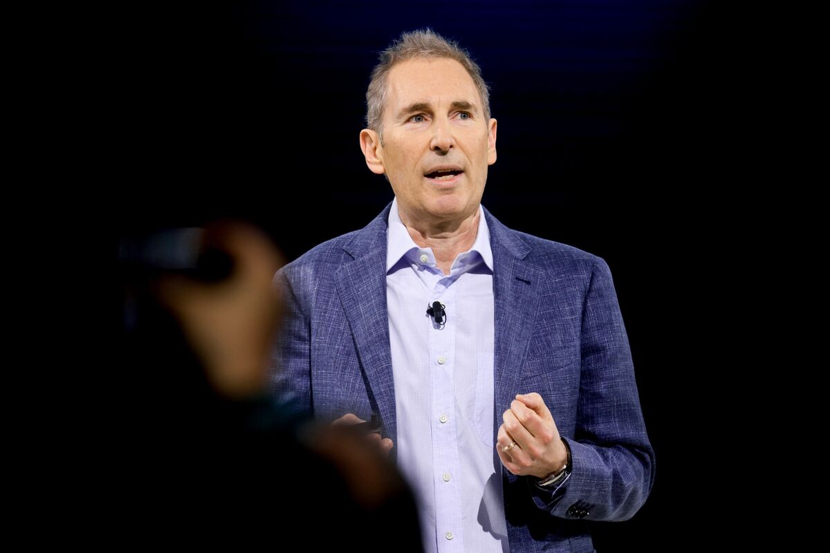Amazon CEO Ramps Up Fast Commerce Push in Maiden India Trip