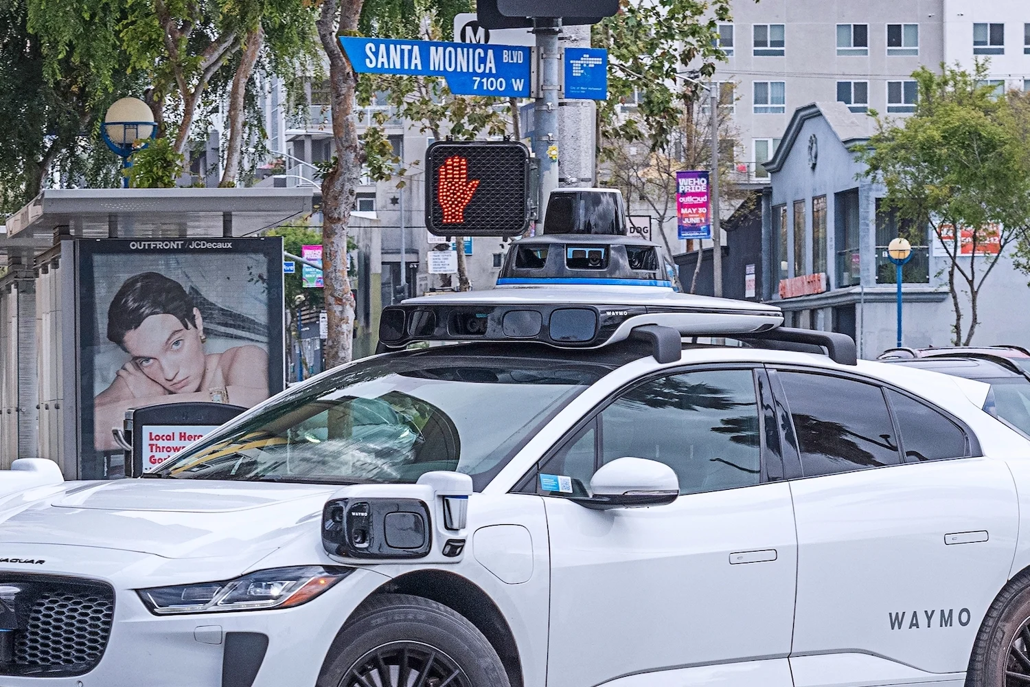 LA’s Waymo Stunt-Riding Teens Get Account Suspended, Would Probably Say It Was Worth It