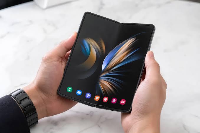 Apple Reportedly Orders 10M Foldable iPhone Ultra, Priced $2500