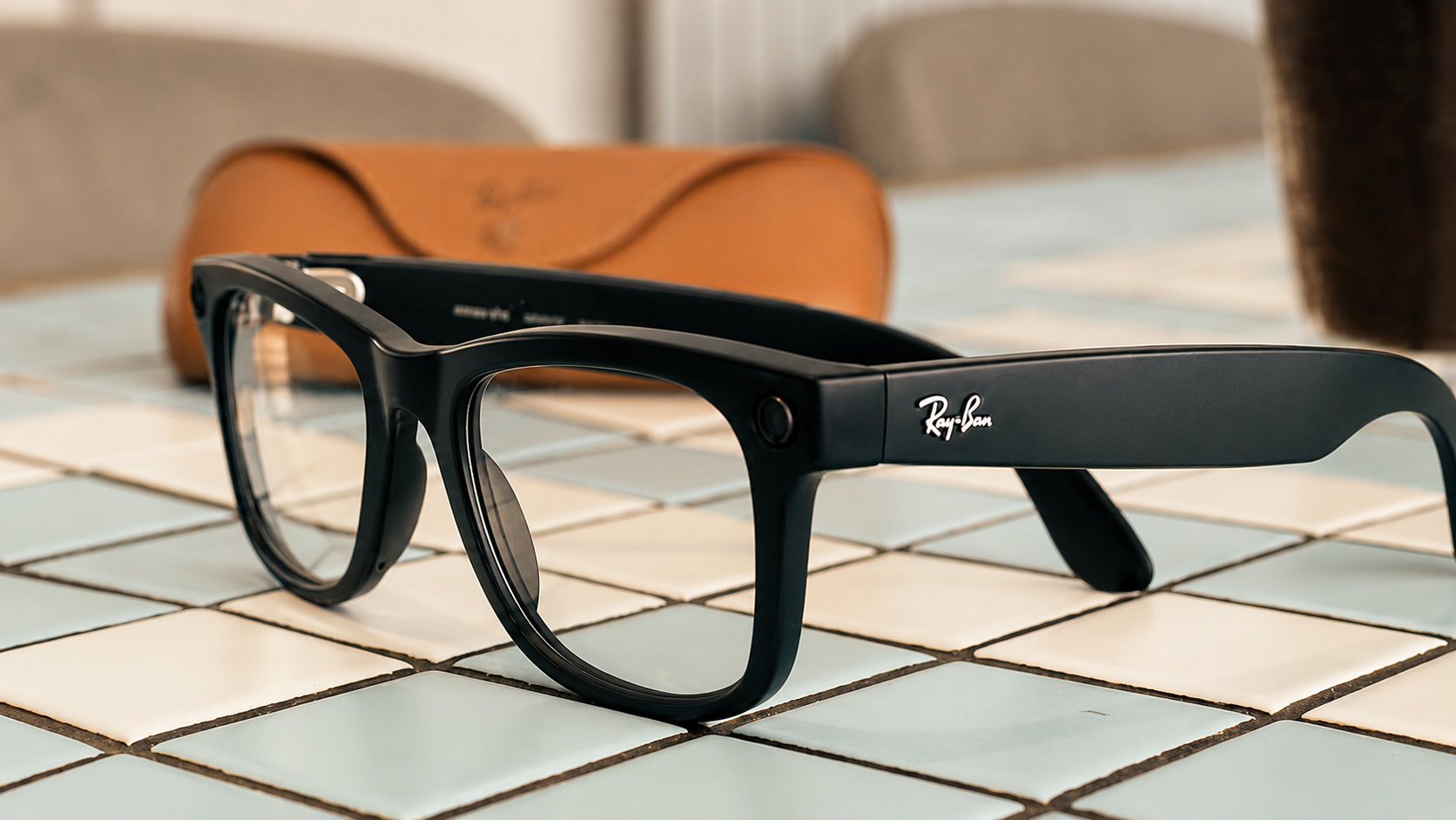 Meta & Ray-Ban Glasses to Disable Camera if Privacy Light Tampered