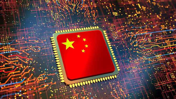 Chinese Startup Claims World's First 8-inch 2D Semiconductor Line