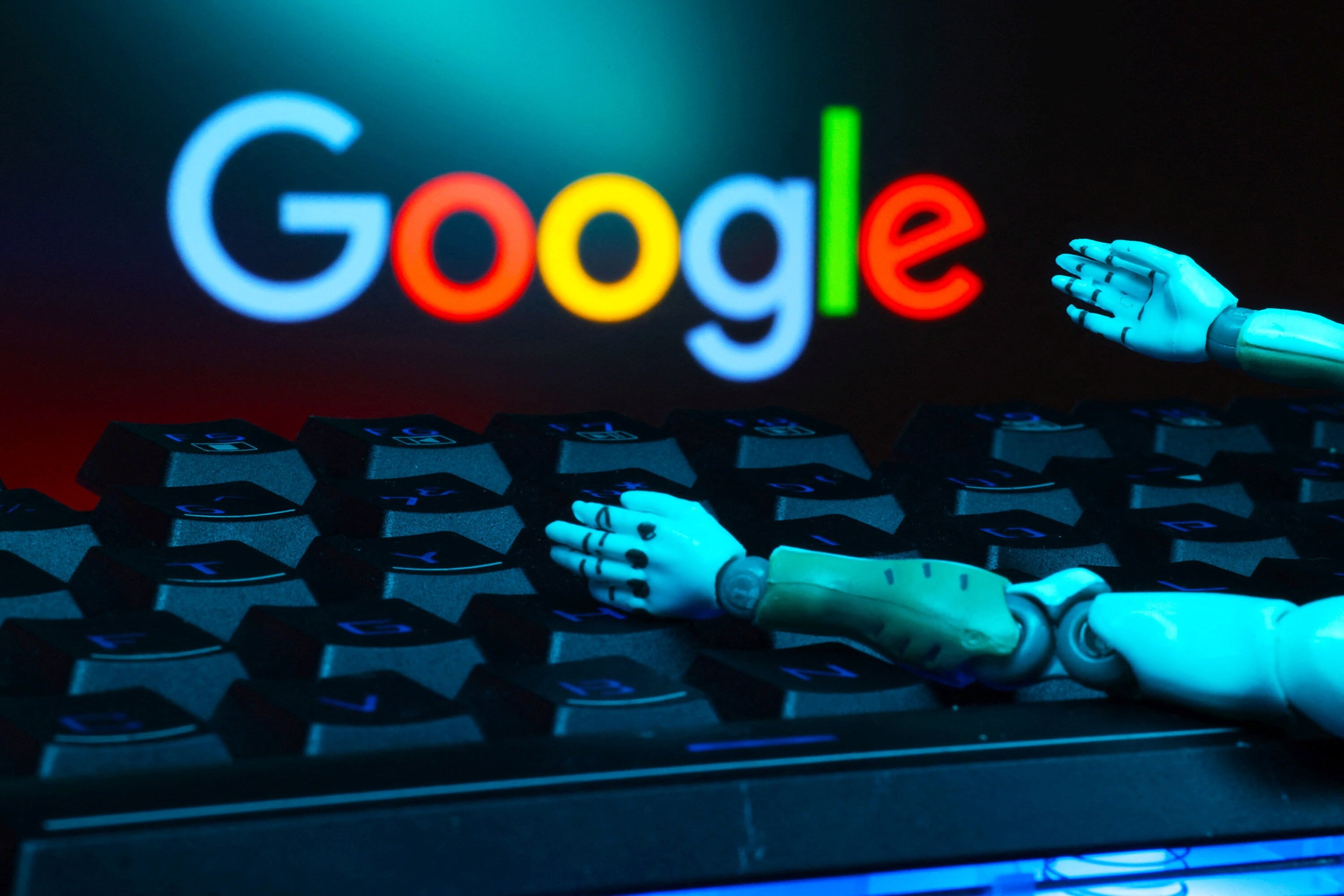 Thousands of Google Workers Demand Layoff Protection Amid AI Boom
