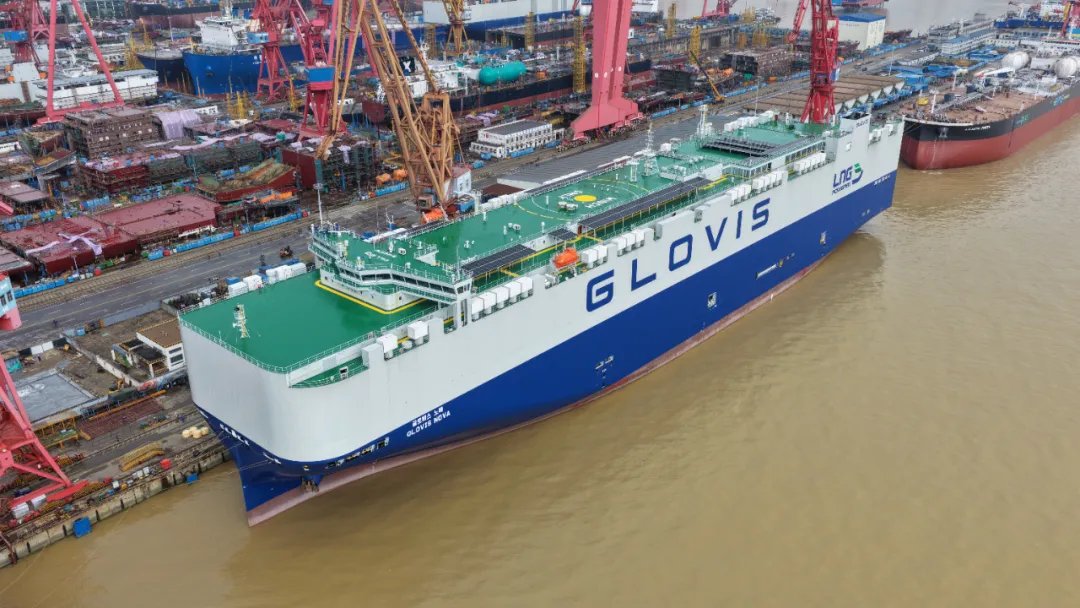 China Delivers World's First 10,800-Vehicle Solar-Powered Ship