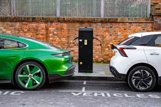 Study Finds Top EVs Retain 95%+ Battery After 62K Miles