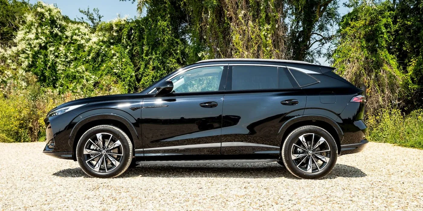 MG is launching its first PHEV with semi-solid-state batteries in 2027