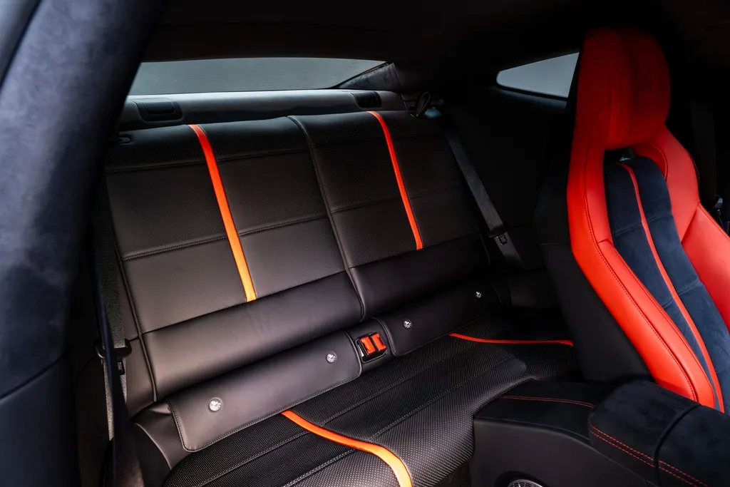 BYD-Denza-Z-Coupe-interior