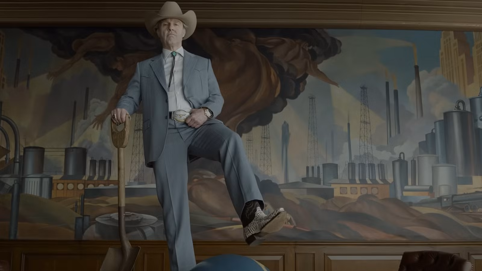 Tom Cruise looks unrecognizable in latest Digger trailer