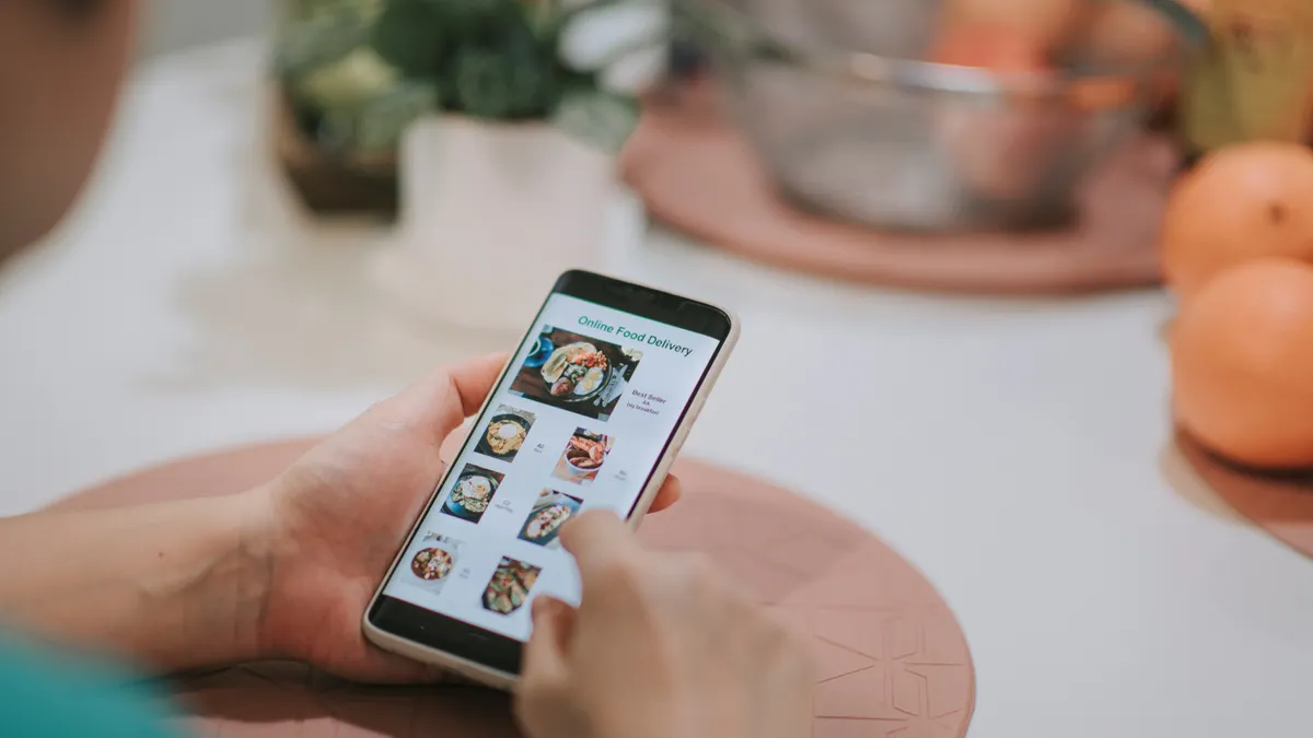 Cash App Square food dining orders apps Block consumer