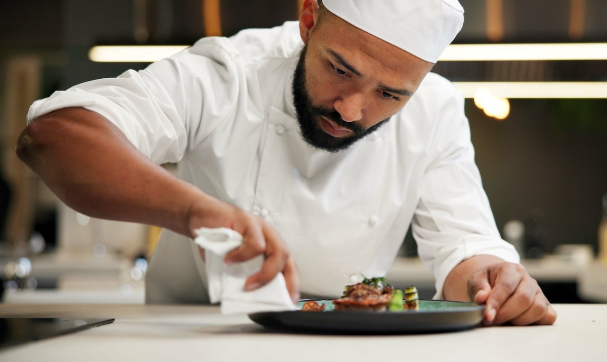 Restaurant Platforms Make Embedded Finance Part of Daily Operations