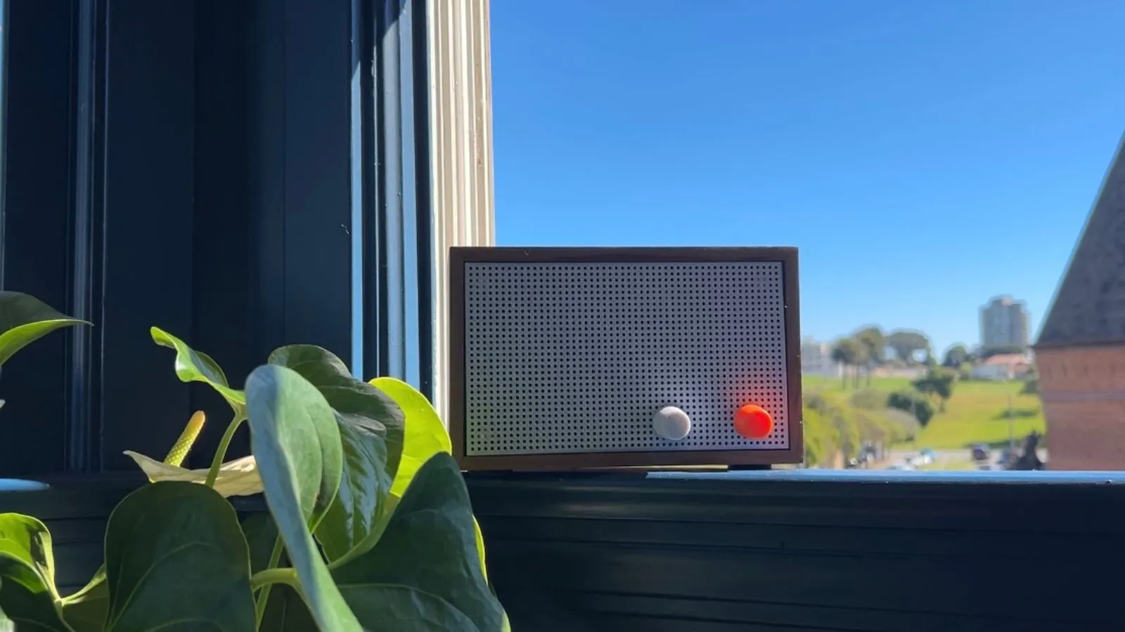 Can AI replace radio hosts? New study on ChatGPT, Gemini, Claude, and Grok suggests not anytime soon