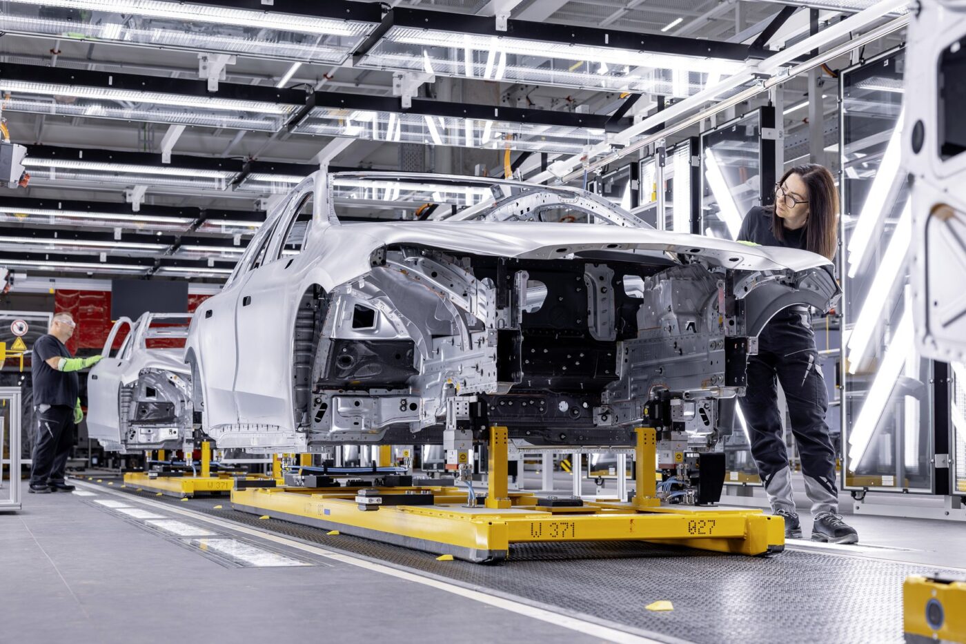 Mercedes benz ungarn kecskemet
