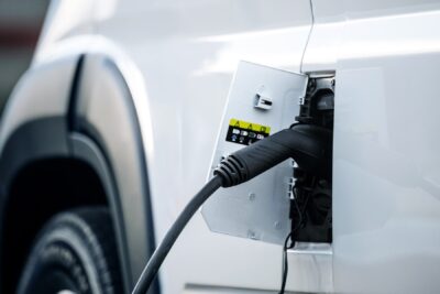 US electric car market stagnates in Q2