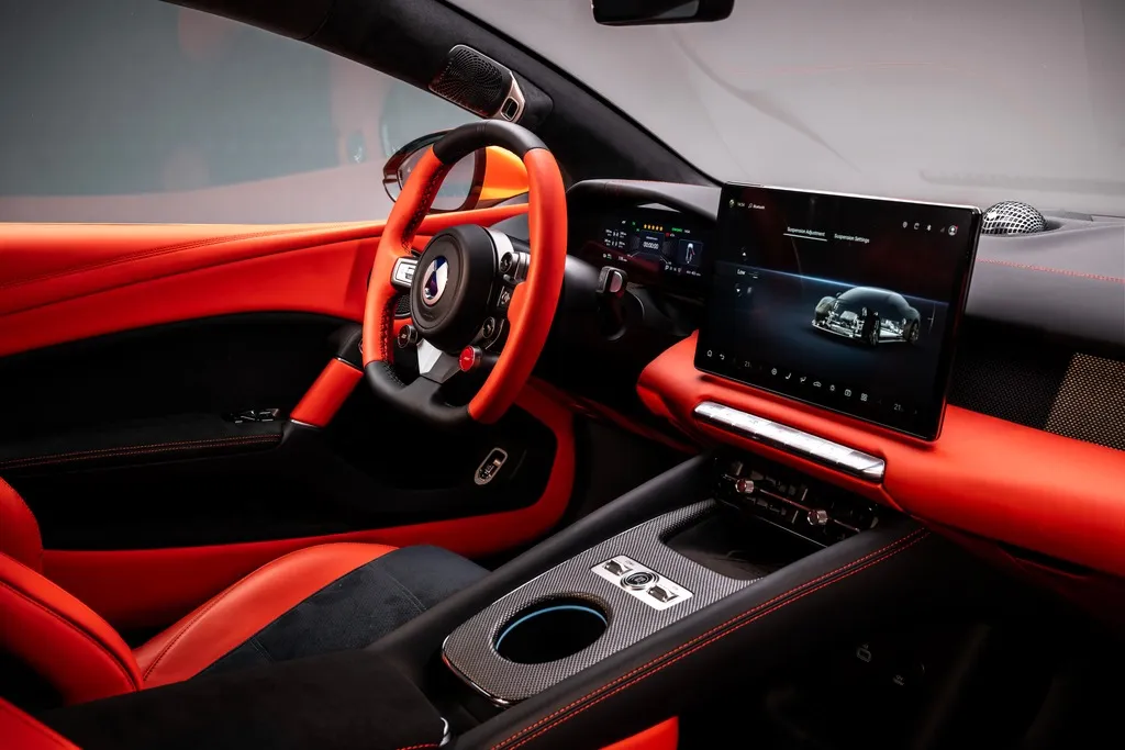 BYD-Denza-Z-Coupe-interior