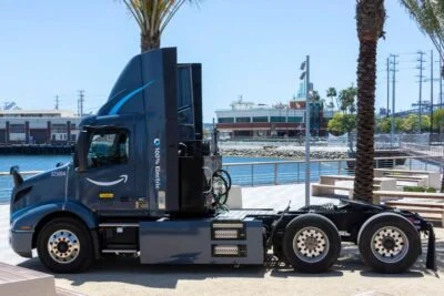 Port of los angeles electric trucks