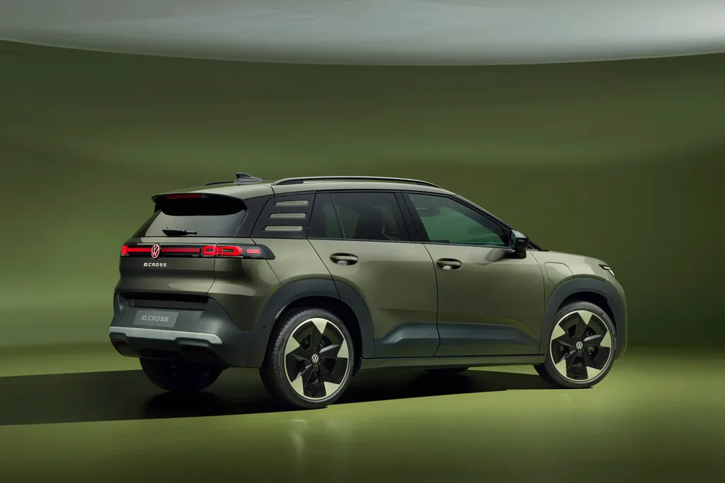Volkswagen-ID-Cross-EV-debut