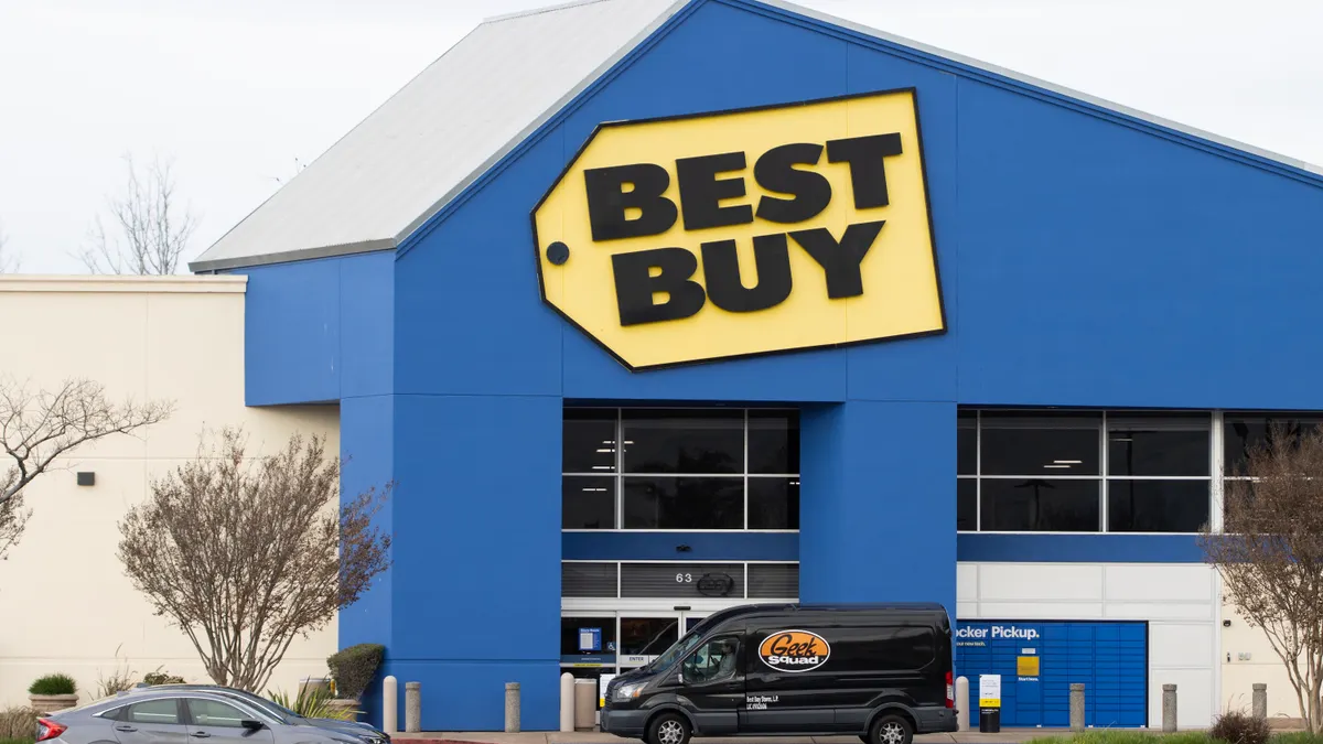 Best Buy revamps C-suite ahead of CEO change