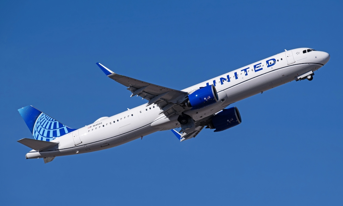 United Airlines Breaks Passenger Records Despite Surging Ticket Prices
