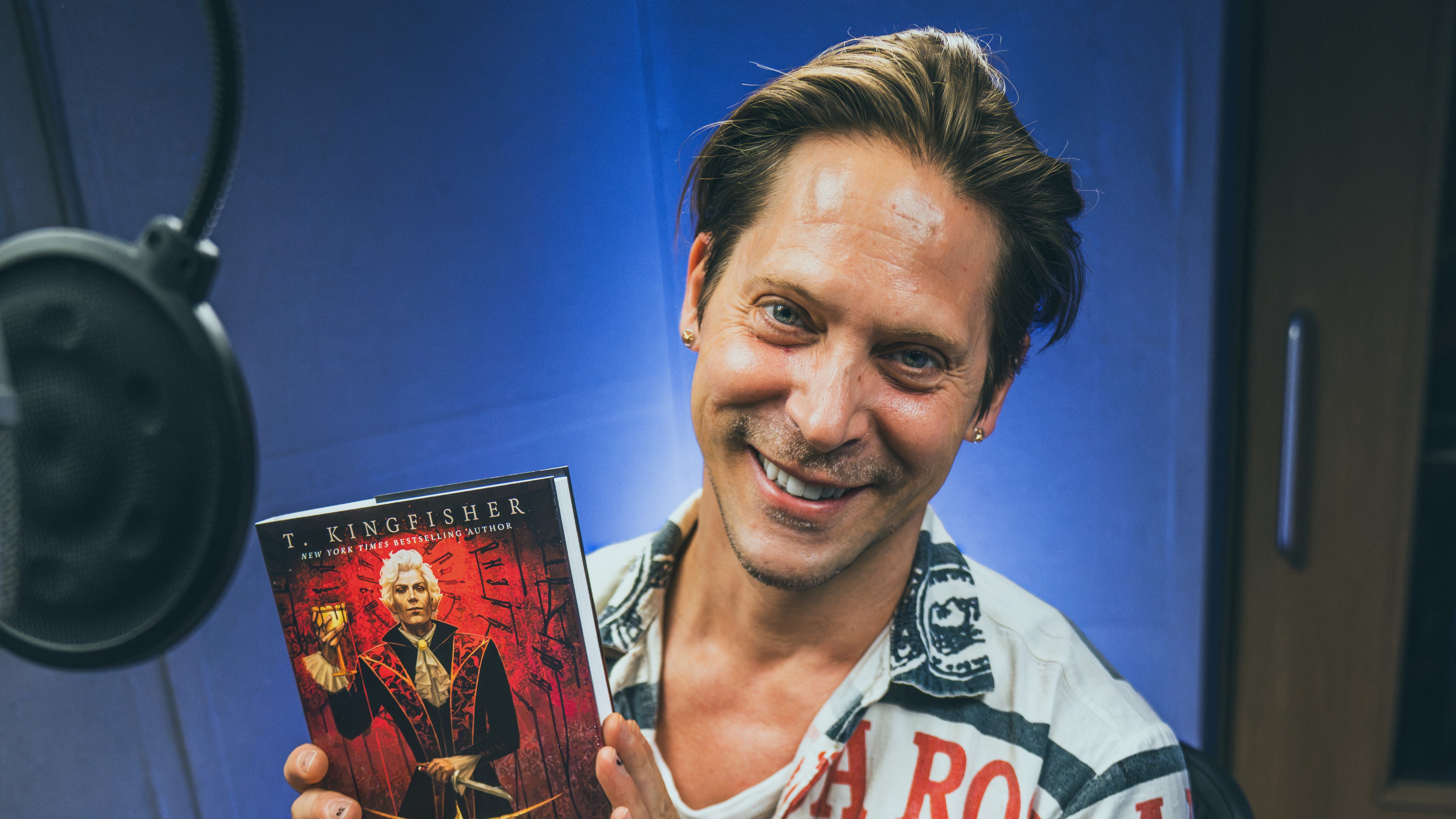 EXCLUSIVE: Baldur's Gate 3: Astarion Excerpt, Narrated by Neil Newbon Himself