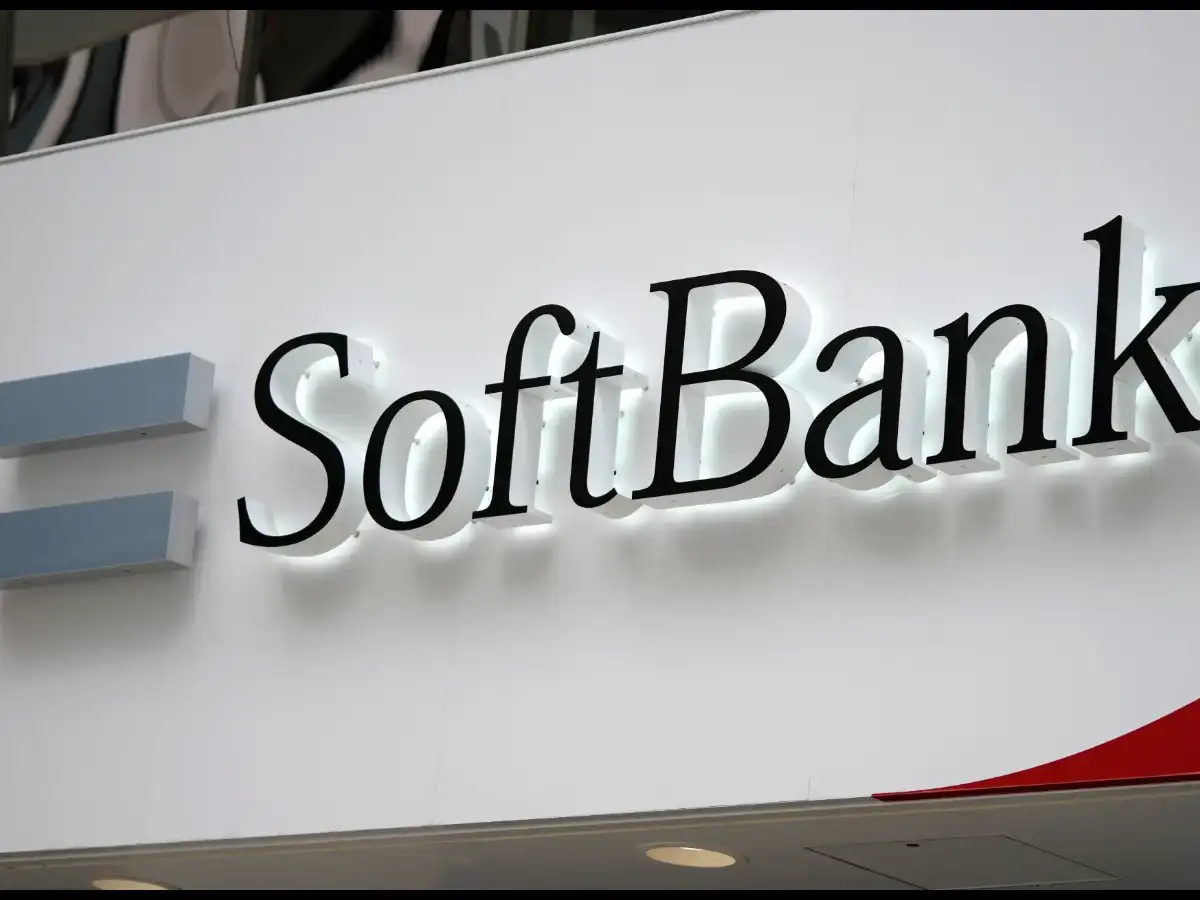 SoftBank pares nearly 2.6 per cent stake in Lenskart for Rs 2,888 crore