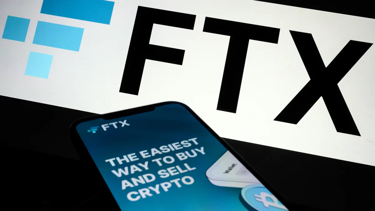 CFTC bans ex-FTX execs from trading