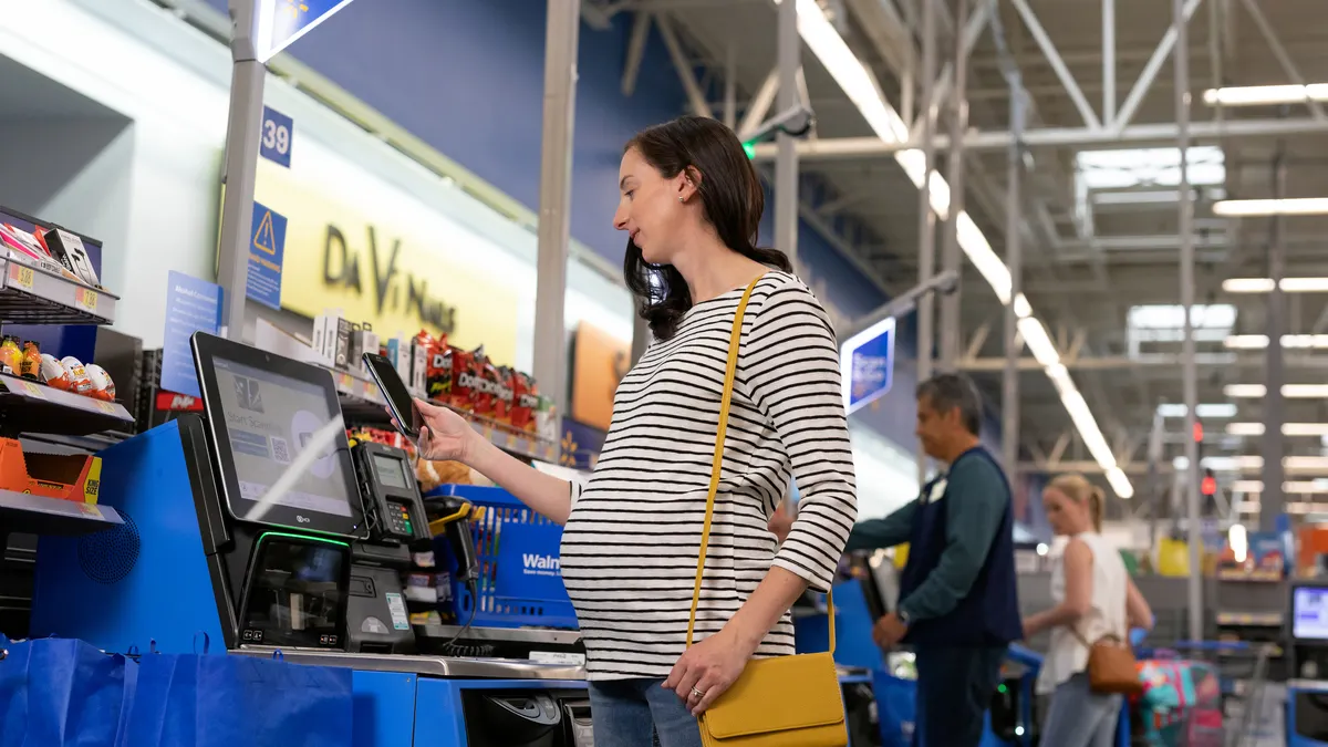Walmart to accept Apple Pay, Google Pay