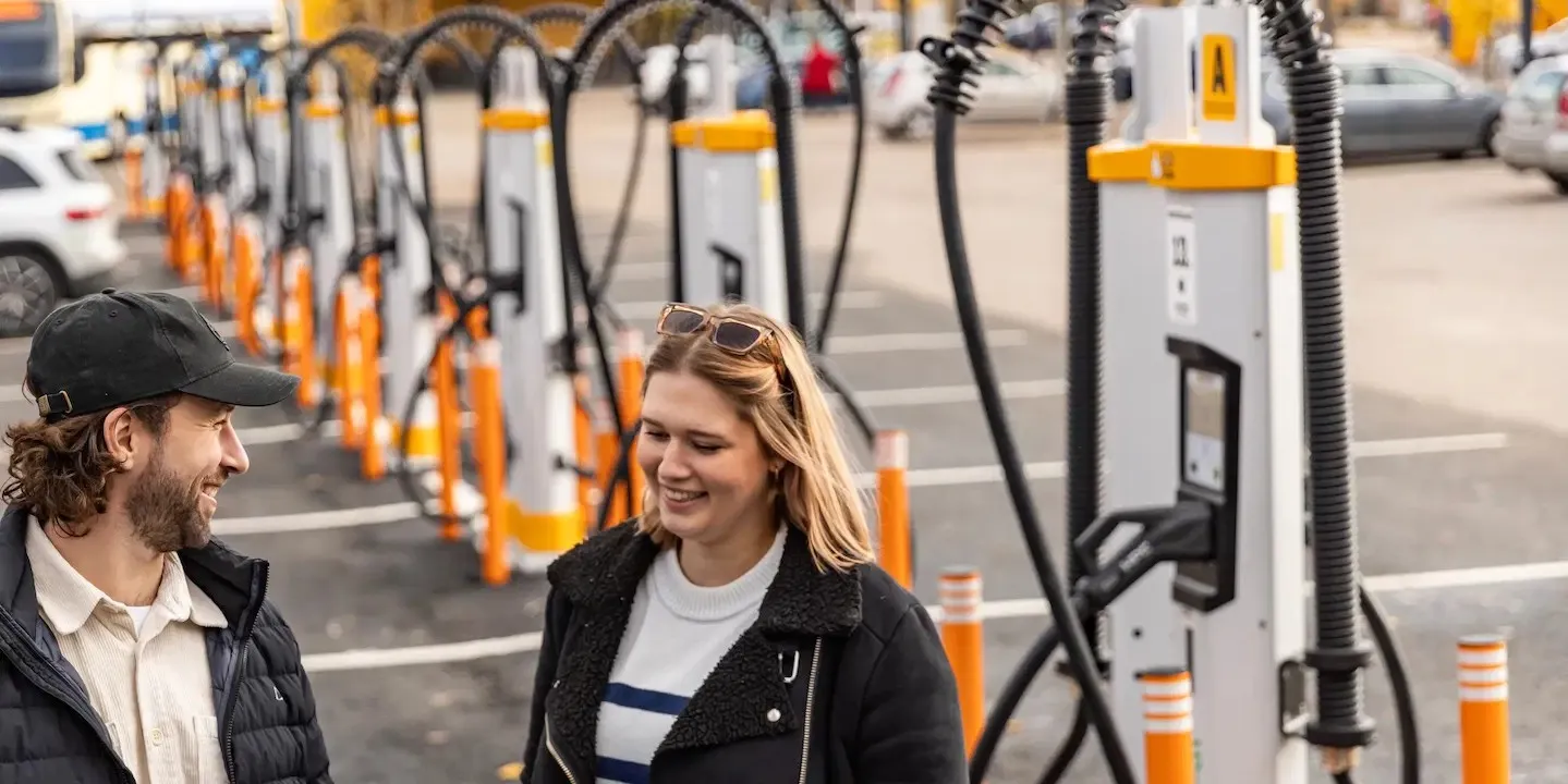 EV charging sites with more plugs get more use, Kempower finds