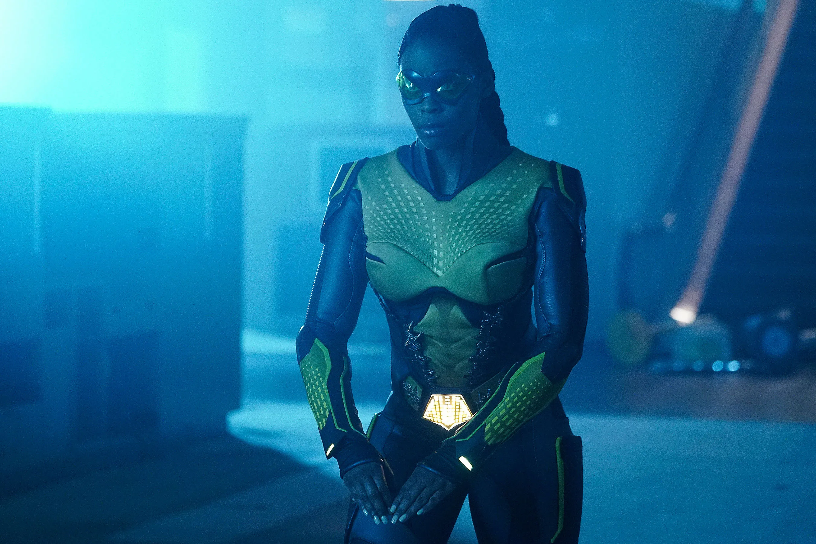Say Goodbye to DC's 4-Part Sci-Fi Action Series Leaving Netflix Next Week