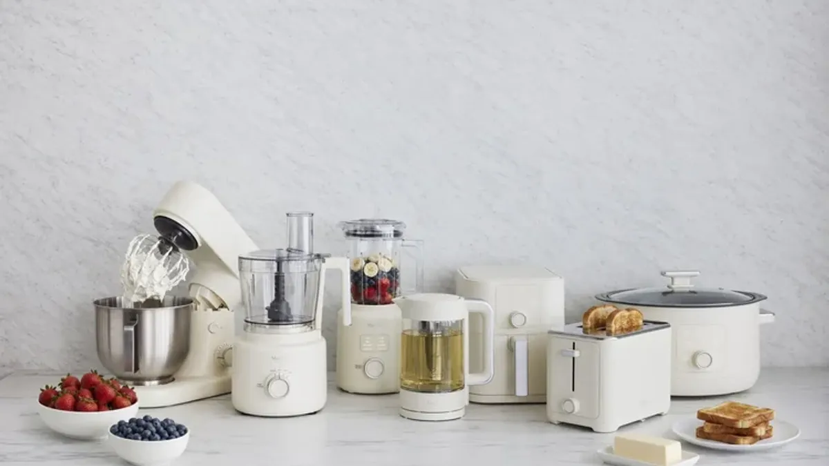 Kohl’s expands home assortment with Martha Stewart, Bobby Flay